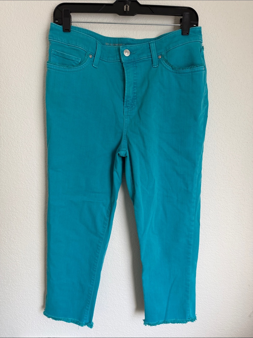 Chicos Women’s Turquoise Slim Crop Jeans